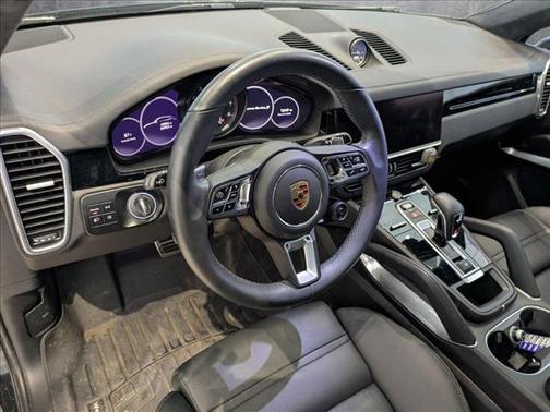 2023 Porsche Cayenne E-Hybrid S