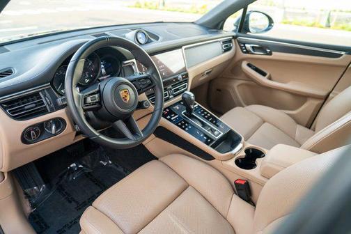 2022 Porsche Macan GTS