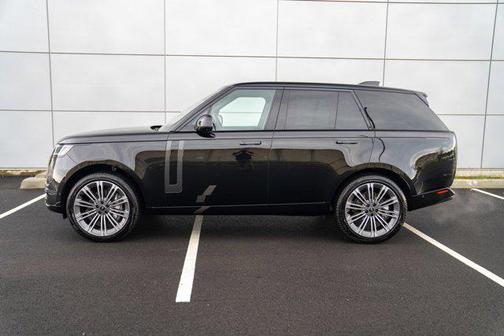 2023 Land Rover Range Rover P400 SE