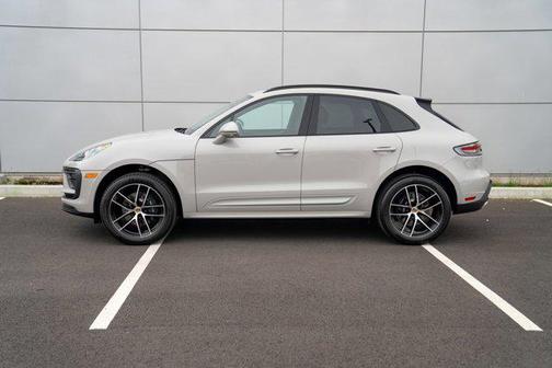 Chalk 2026 Porsche Macan Macan