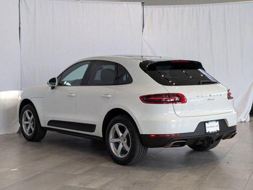 2018 Porsche Macan Base