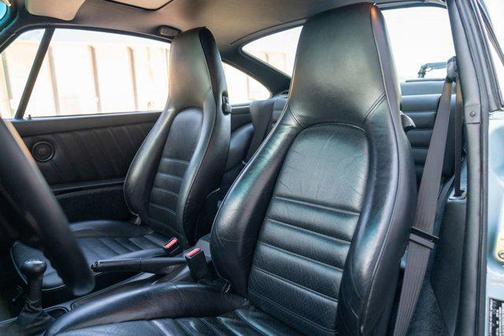 1989 Porsche 911 2dr Coupe