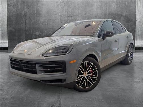 2025 Porsche Cayenne S