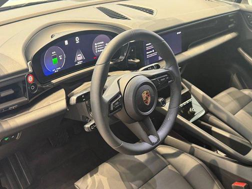 2025 Porsche Macan Electric