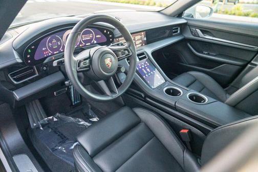 2025 Porsche Taycan 4