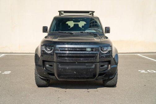 2023 Land Rover Defender 130 X-Dynamic SE