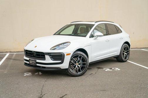 2025 Porsche Macan AWD