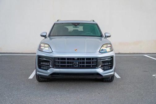 2026 Porsche Cayenne GTS