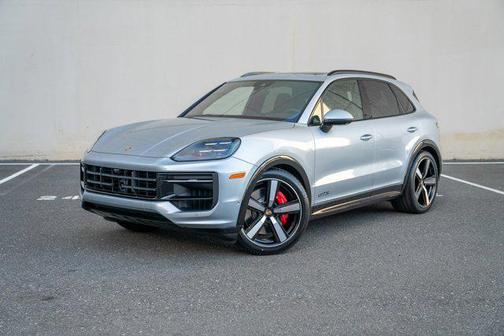 2026 Porsche Cayenne GTS