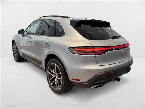 2024 Porsche Macan AWD