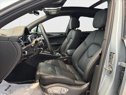 2024 Porsche Macan AWD