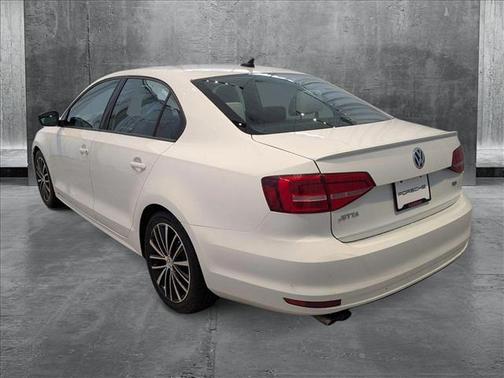 2015 Volkswagen Jetta 1.8T Sport