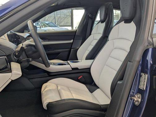 2025 Porsche Taycan RWD