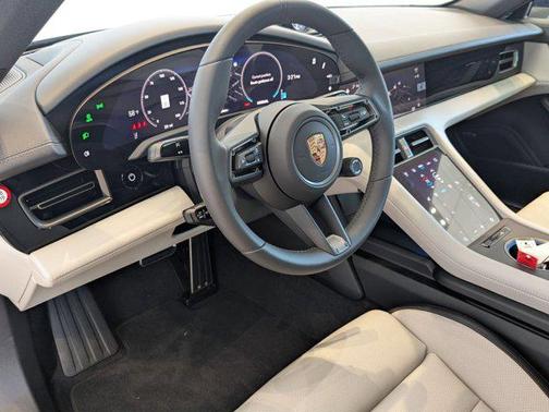 2025 Porsche Taycan RWD