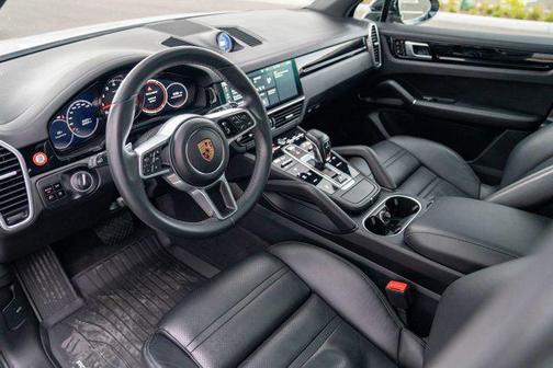 2020 Porsche Cayenne Cayenne