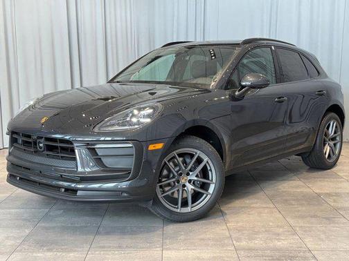 2025 Porsche Macan AWD