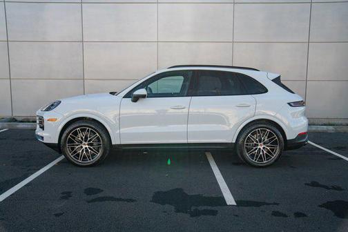 2025 Porsche Cayenne Cayenne