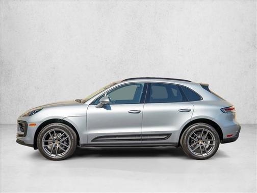Dolomite Silver Metallic 2026 Porsche Macan Macan