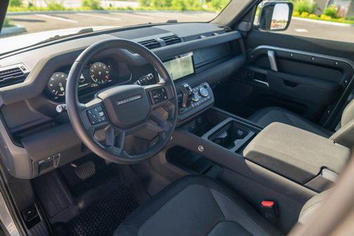 Silicon Silver Pre 2023 Land Rover Defender 110 X-Dynamic SE