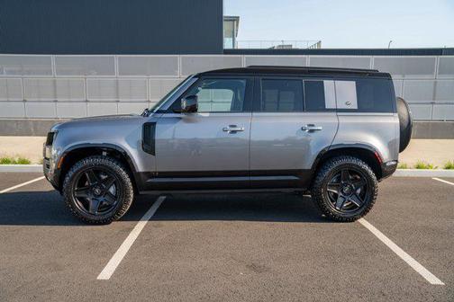 Silicon Silver Pre 2023 Land Rover Defender 110 X-Dynamic SE