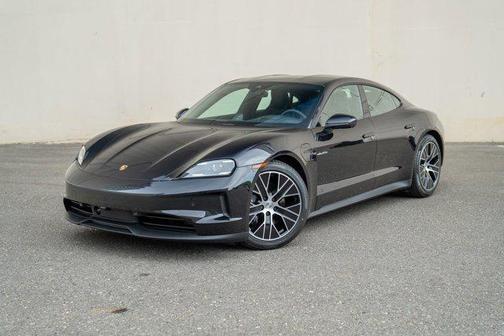 2025 Porsche Taycan 4