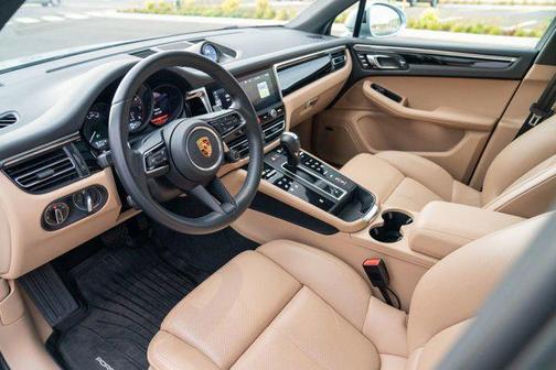 2024 Porsche Macan T