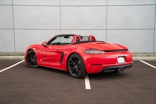 2025 Porsche 718 Boxster S