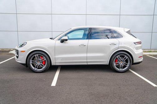 Chalk 2026 Porsche Cayenne S