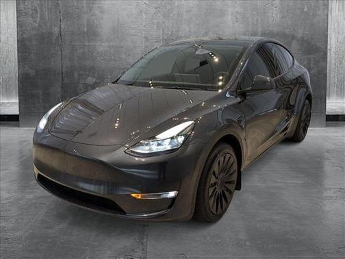 2024 Tesla Model Y Long Range Dual Motor All-Wheel Drive