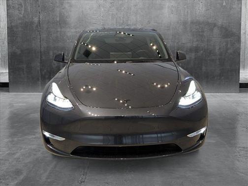 2024 Tesla Model Y Long Range Dual Motor All-Wheel Drive