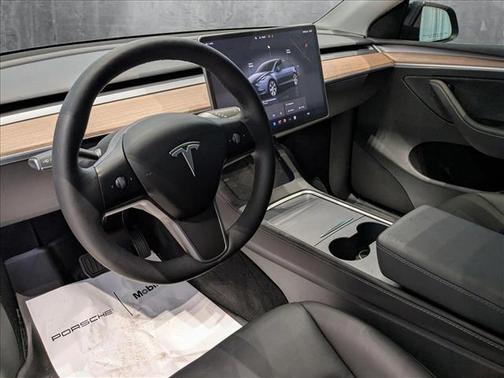 2024 Tesla Model Y Long Range Dual Motor All-Wheel Drive