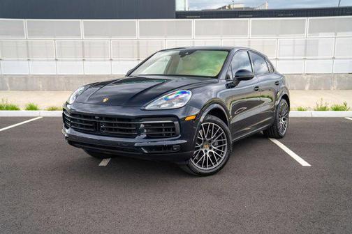 Moonlight Blue Metallic 2021 Porsche Cayenne S