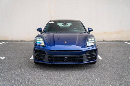 2024 Porsche Panamera 4