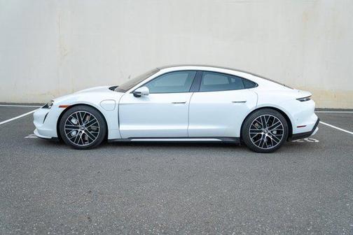 2020 Porsche Taycan Turbo