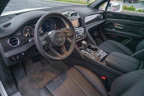 2022 Bentley Bentayga V8
