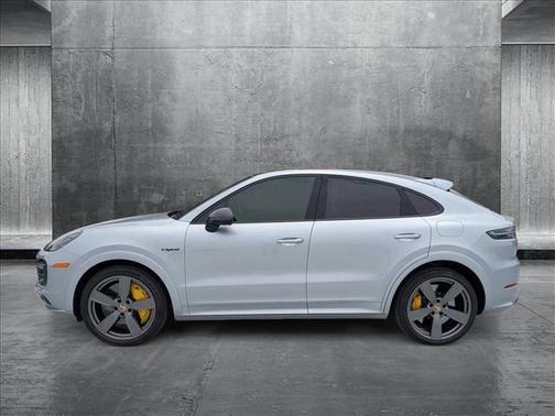 2021 Porsche Cayenne E-Hybrid S