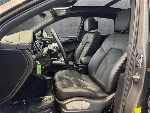 2018 Porsche Macan Base