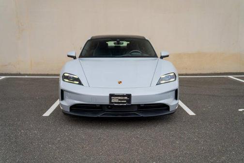 2025 Porsche Taycan RWD
