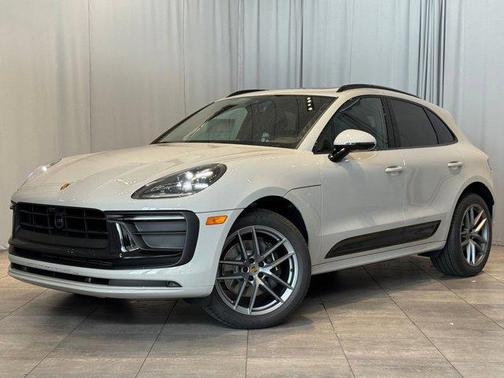 2025 Porsche Macan T