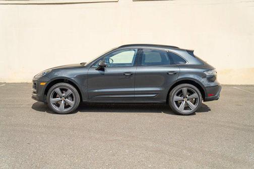 Volcano Grey Metallic 2025 Porsche Macan Macan