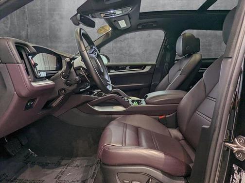2024 Porsche Cayenne E-Hybrid S