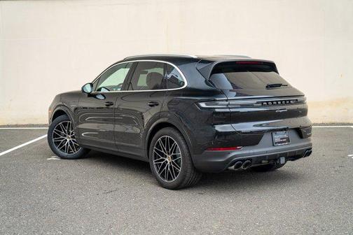 2024 Porsche Cayenne Cayenne