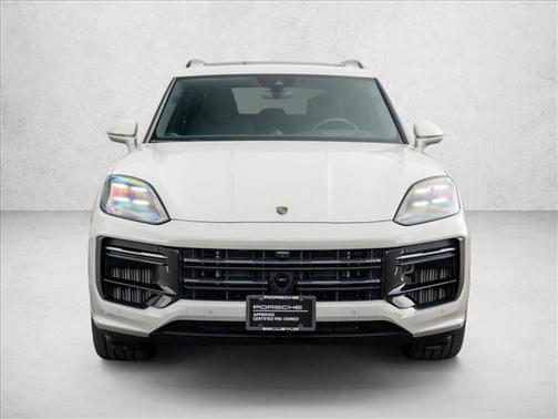 Chalk 2025 Porsche Cayenne Cayenne Turbo E-Hybrid