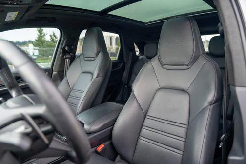 2025 Porsche Cayenne Cayenne Turbo E-Hybrid