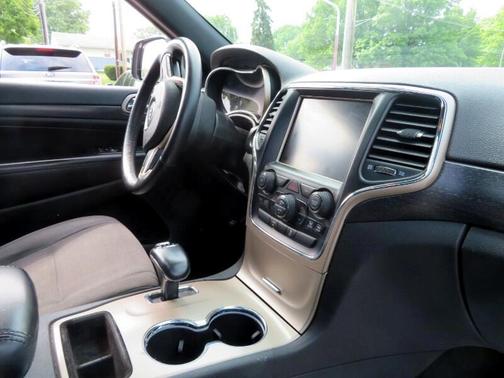 2014 Jeep Grand Cherokee Laredo for sale in Columbus, OH - image 10