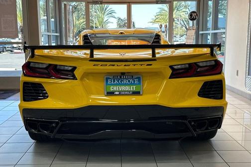 2026 Chevrolet Corvette Stingray w/3LT