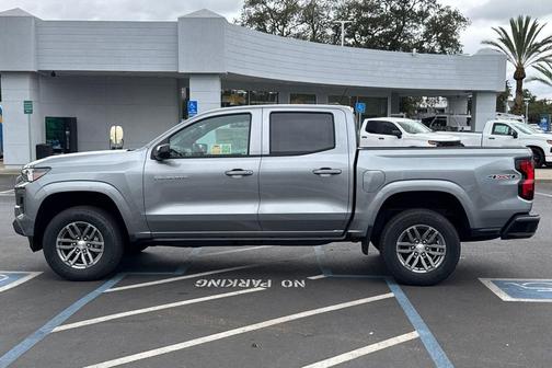 2025 Chevrolet Colorado LT