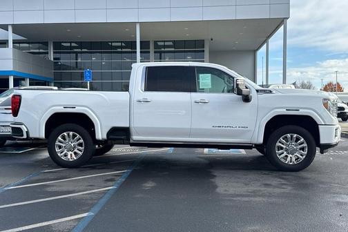 2022 GMC Sierra 2500 Denali