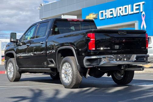 2025 Chevrolet Silverado 3500 LTZ