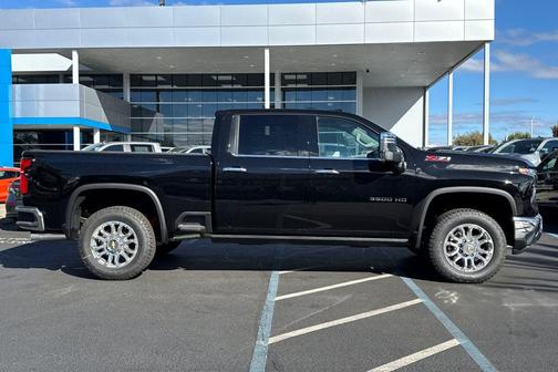 2025 Chevrolet Silverado 3500 LTZ